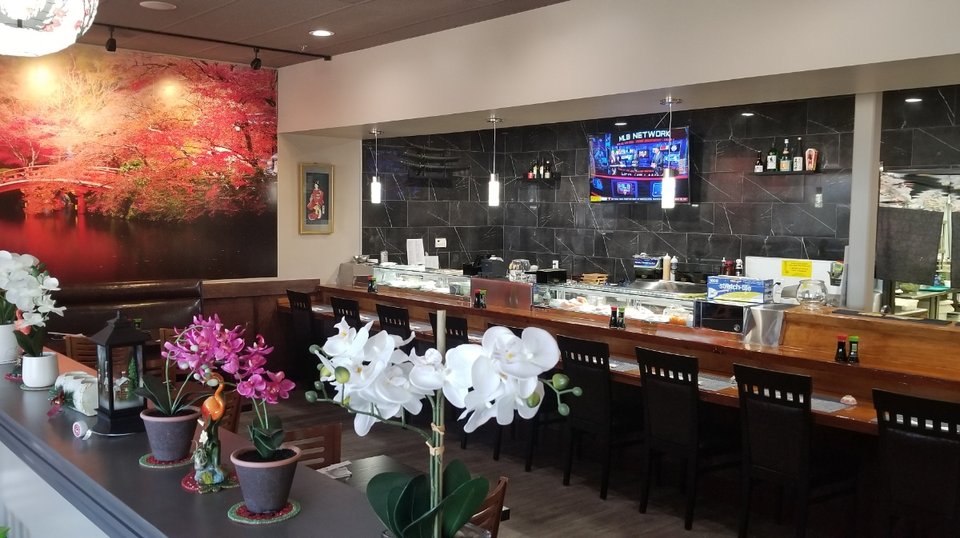 Linko Sushi dining room in Apple Valley.