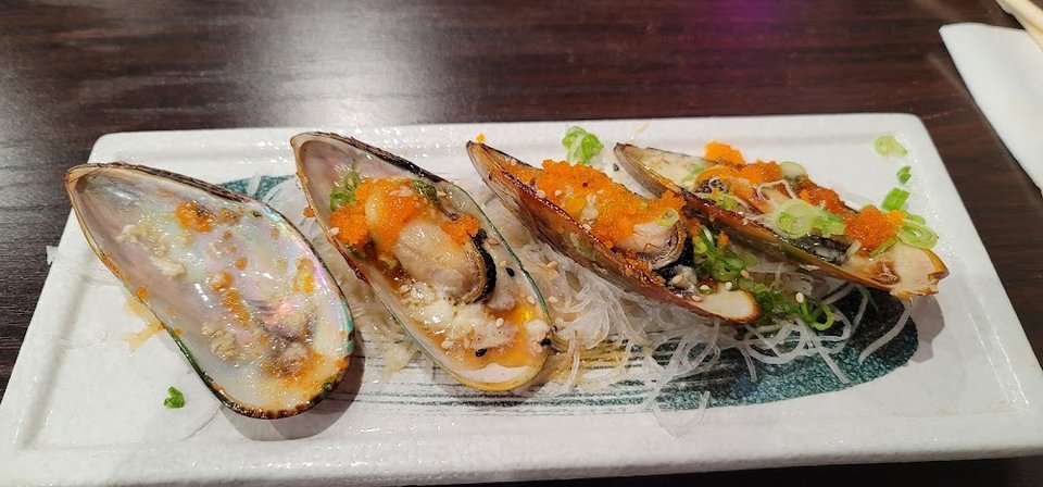 Steamed Green Mussels