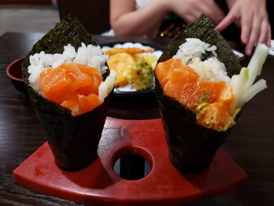 Salmon Hand Rolls